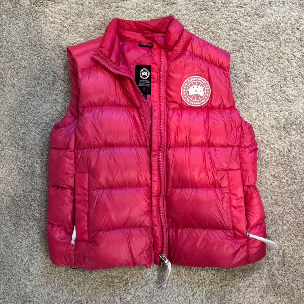 Canada Goose Cyprus Vest in Summit Pink Size L